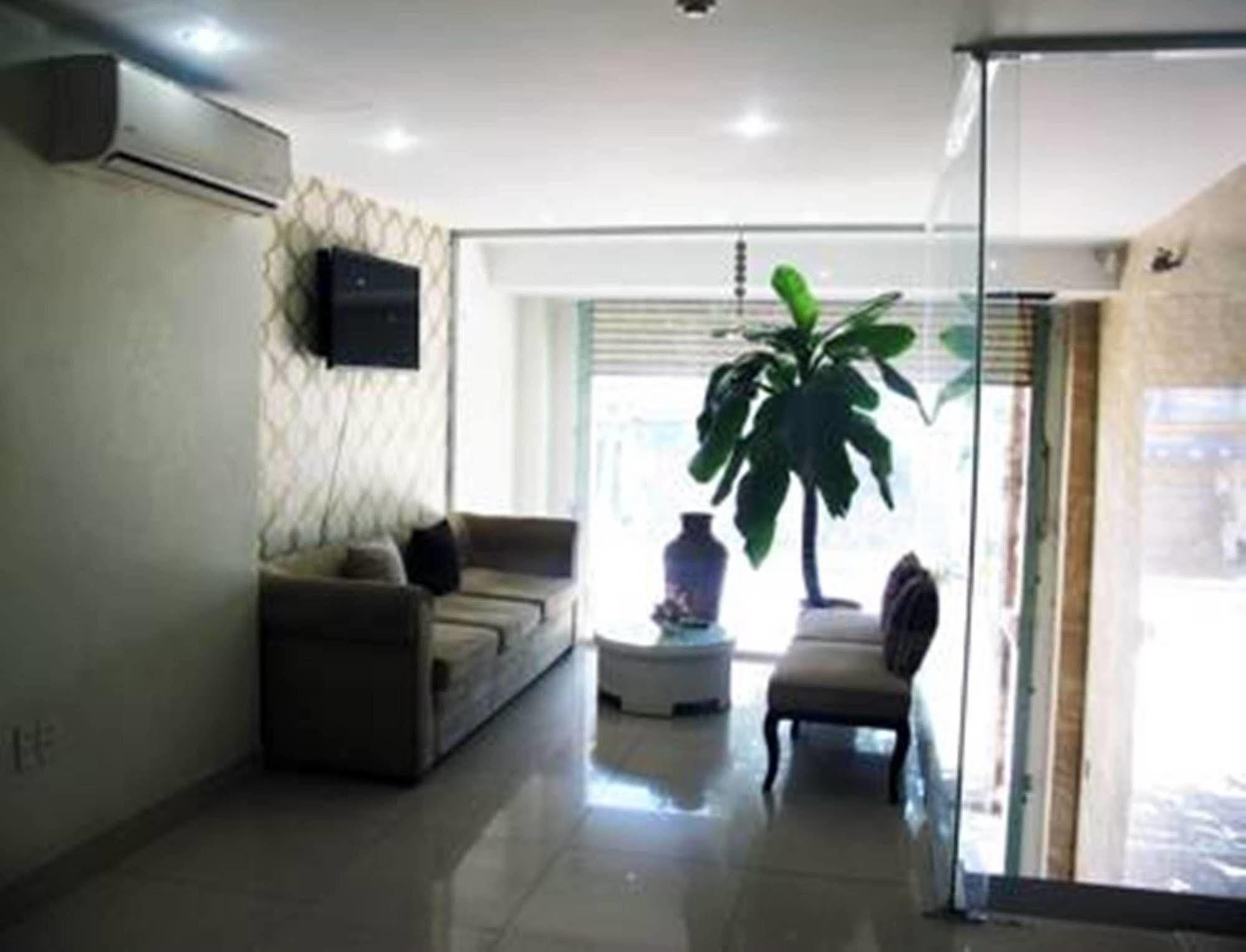 Quoc Thien Hotel Дананг Экстерьер фото
